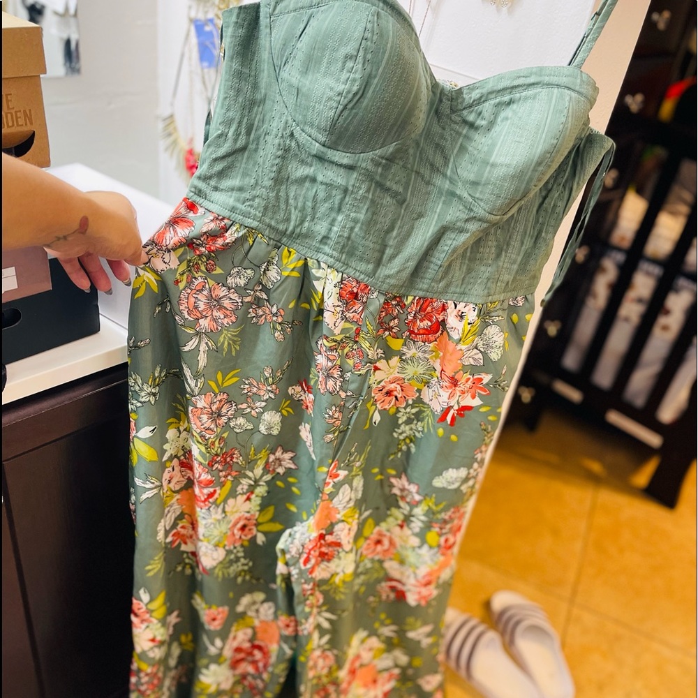Bought for vacation didn’t use brand new size large
